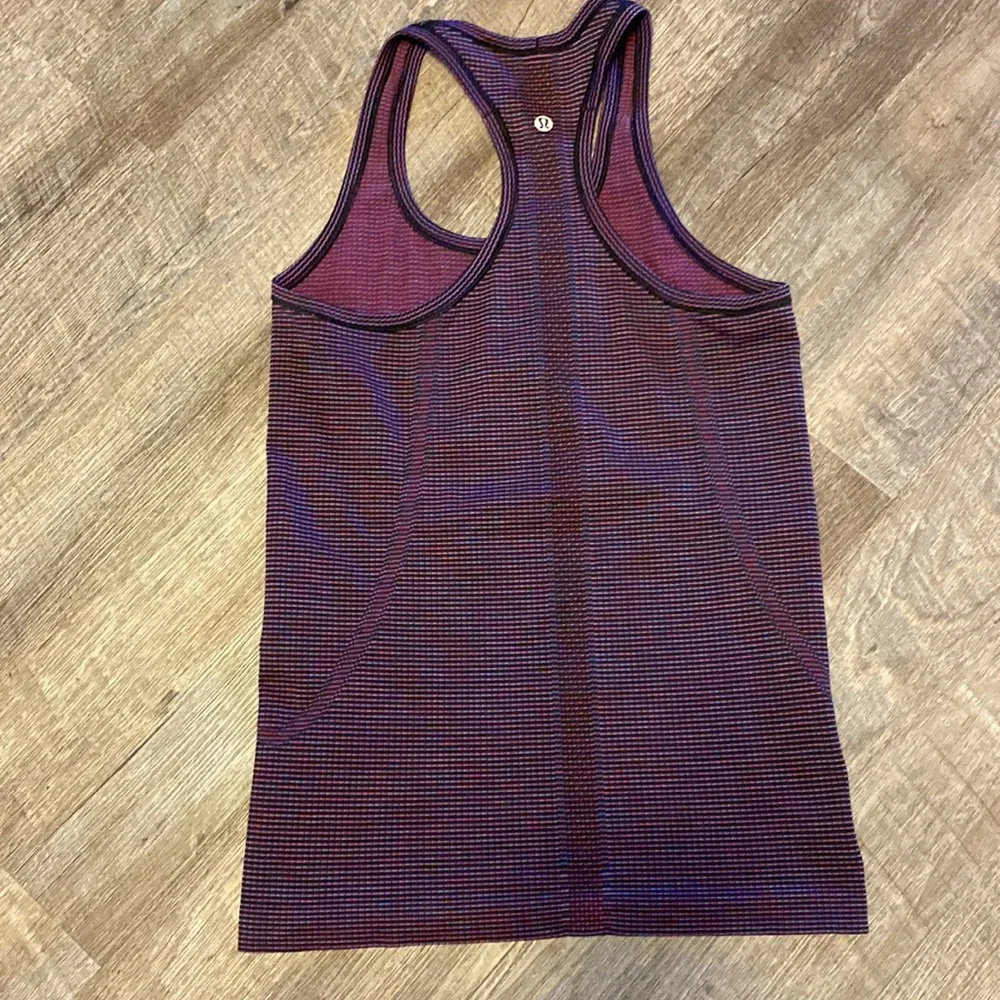 Lululemon swiftly tech racerback EUC - Picture 3 of 6
